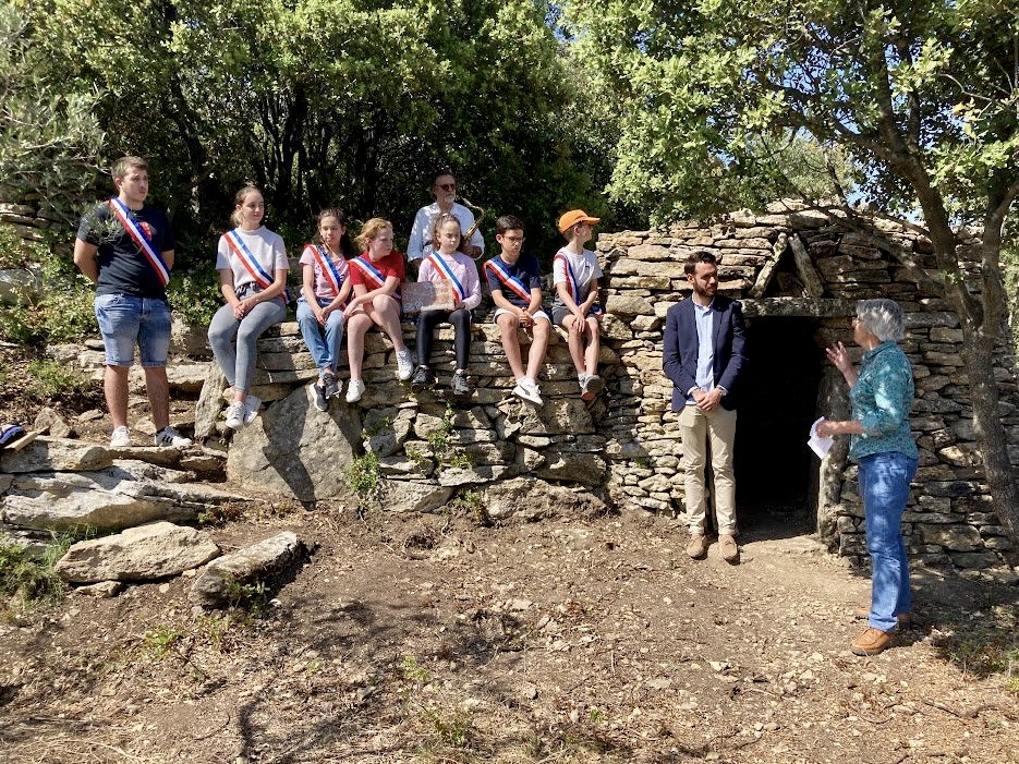jeunes élus de Sernhac découvrent le Vallon d'Escaunes